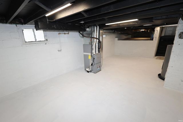 1221 Columbian Avenue, Elkhart, IN 46514