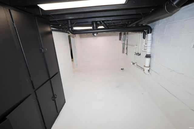 1221 Columbian Avenue, Elkhart, IN 46514