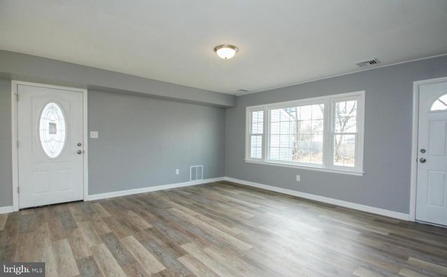 21 STAFFORD LN, Willingboro, NJ 08046