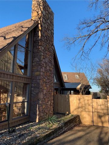 2923 Peninsula Drive, Grapevine, TX 76051