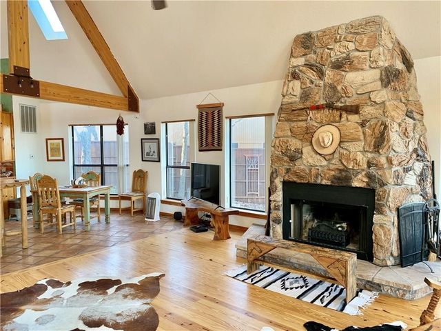 2923 Peninsula Drive, Grapevine, TX 76051
