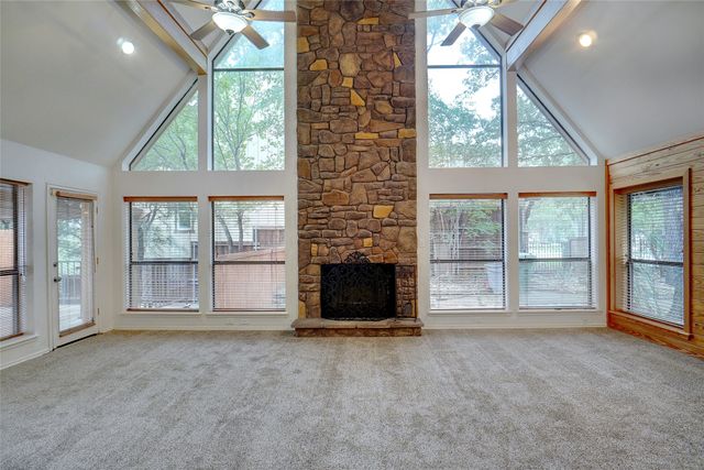 2923 Peninsula Drive, Grapevine, TX 76051