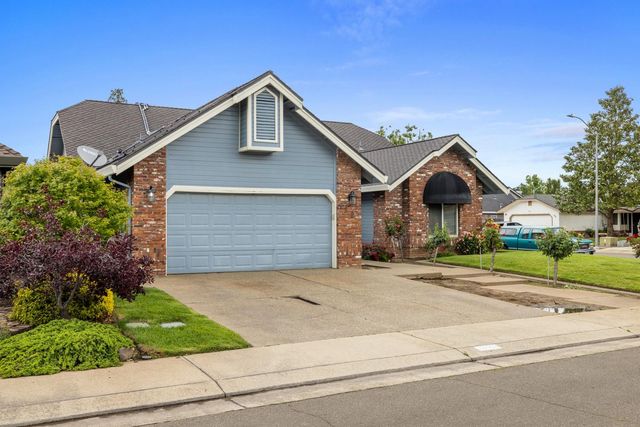 2527 Amberwood Dr, Lodi, CA 95242