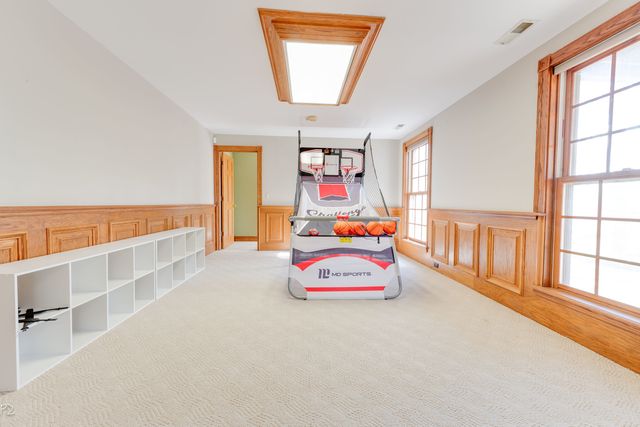 813 Fox Glen Drive, St. Charles, IL 60174