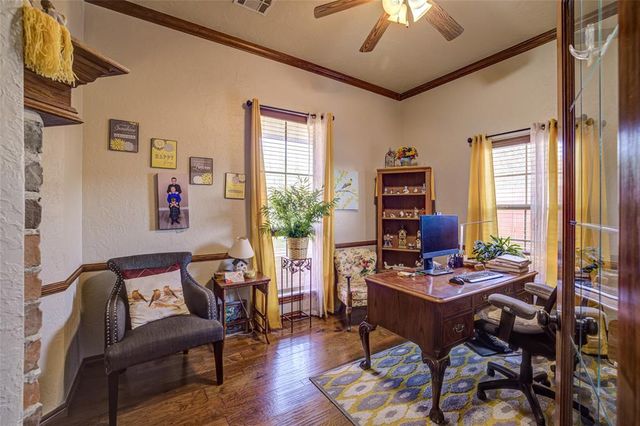2433 SE 12th Street, Moore, OK 73160