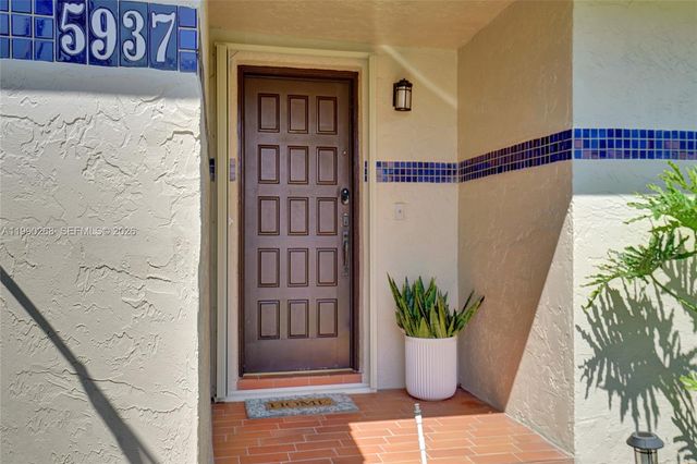 5937 SW 112th Ter, Cooper City, FL 33330