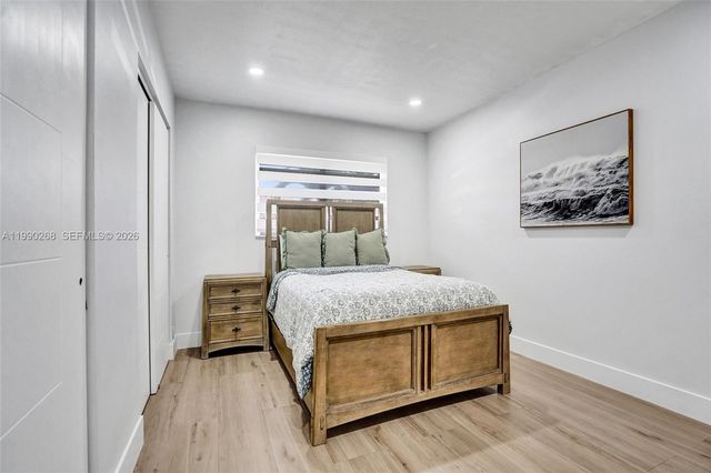 5937 SW 112th Ter, Cooper City, FL 33330