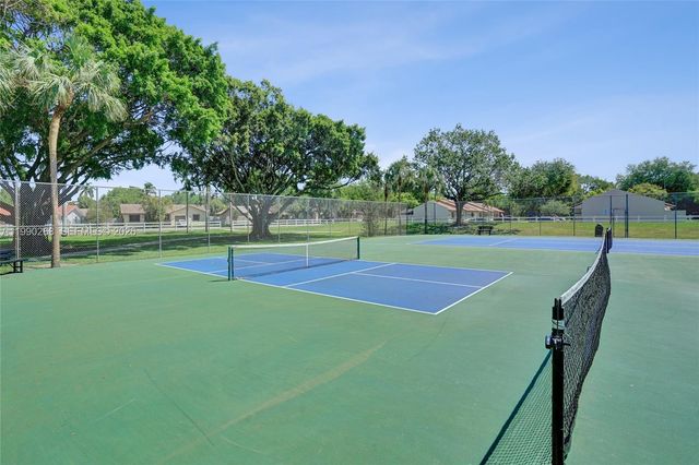 5937 SW 112th Ter, Cooper City, FL 33330