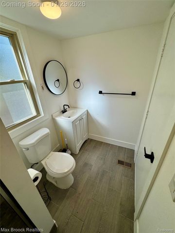 368 S Wing, Northville, MI 48167