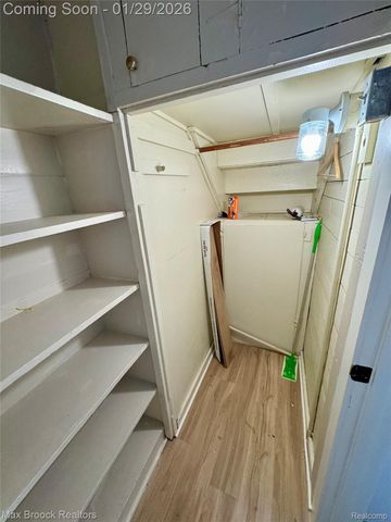 368 S Wing, Northville, MI 48167