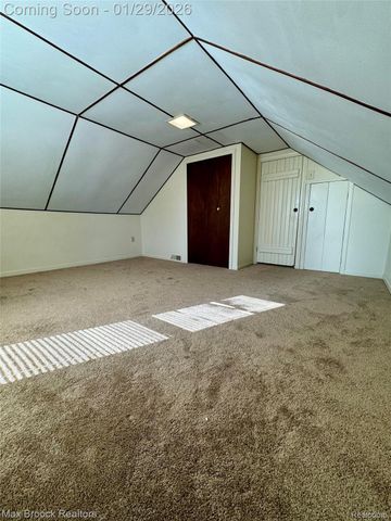 368 S Wing, Northville, MI 48167