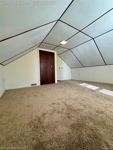 368 S Wing, Northville, MI 48167