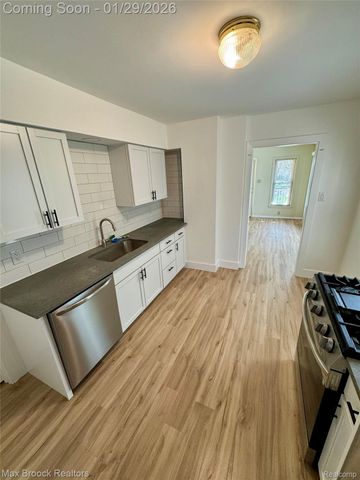 368 S Wing, Northville, MI 48167