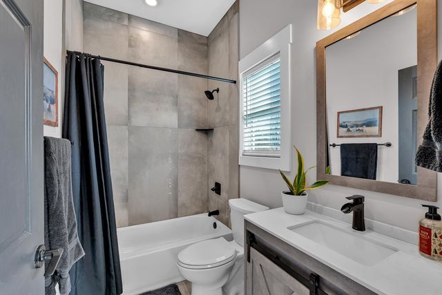 105 Reid Road, Greer, SC 29651