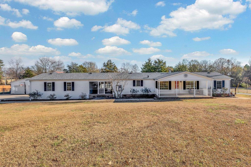 105 Reid Road, Greer, SC 29651