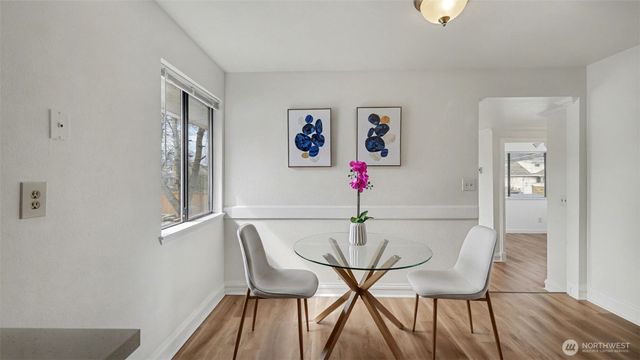 7301 32nd Avenue S, Seattle, WA 98118