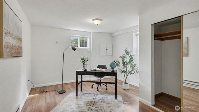 7301 32nd Avenue S, Seattle, WA 98118