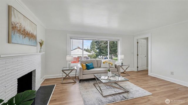 7301 32nd Avenue S, Seattle, WA 98118