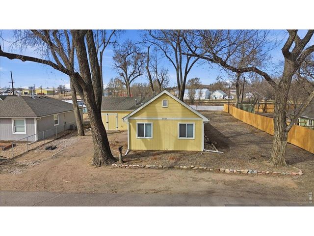 3807 Central St, Evans, CO 80620