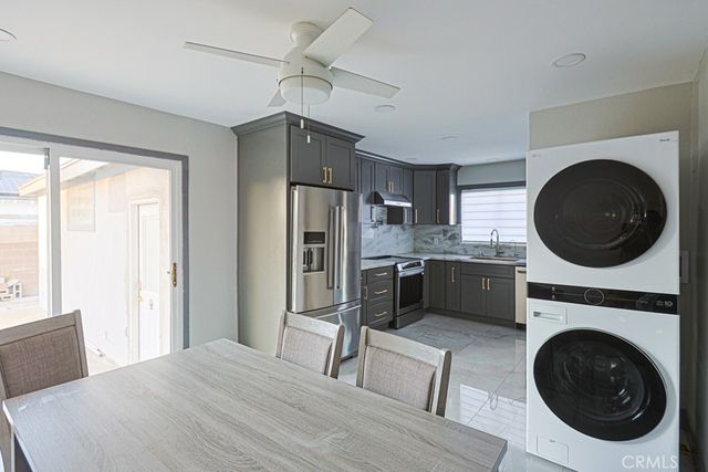 16561 Monroe, Huntington Beach, CA 92647