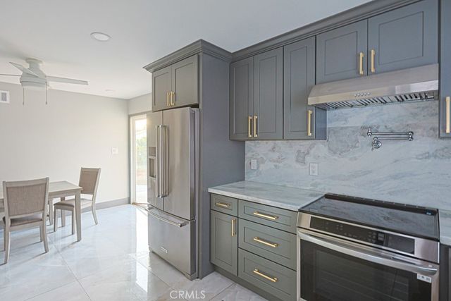 16561 Monroe, Huntington Beach, CA 92647