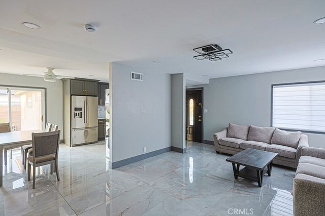 16561 Monroe, Huntington Beach, CA 92647