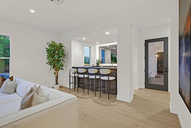 3844 Glasgow Green Drive, Las Vegas, NV 89141