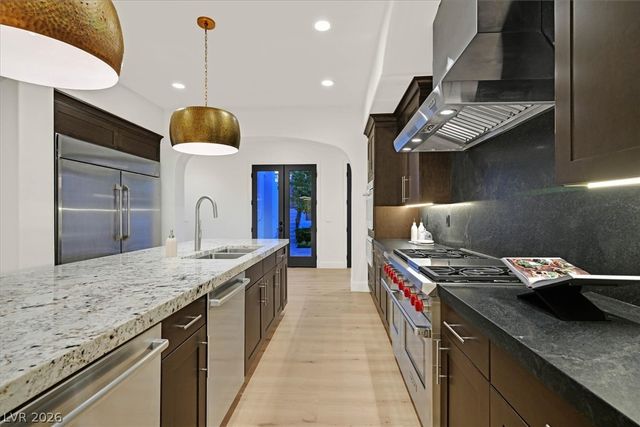 3844 Glasgow Green Drive, Las Vegas, NV 89141
