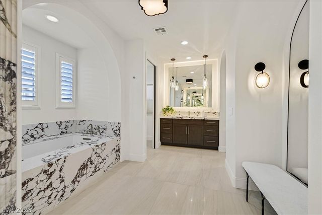 3844 Glasgow Green Drive, Las Vegas, NV 89141