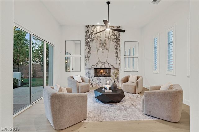 3844 Glasgow Green Drive, Las Vegas, NV 89141
