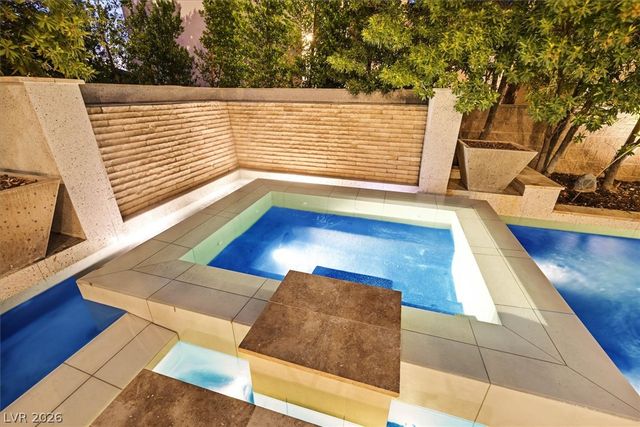 3844 Glasgow Green Drive, Las Vegas, NV 89141