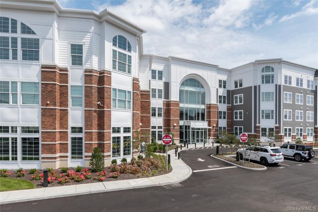 75 E Hoffman Avenue 2018, Lindenhurst, NY 11757