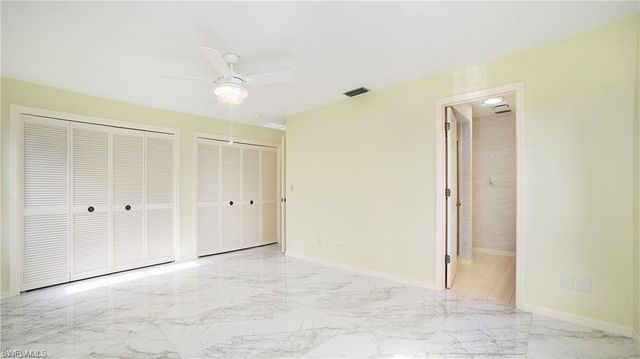 319 Reynolds CT M12, Naples, FL 34112