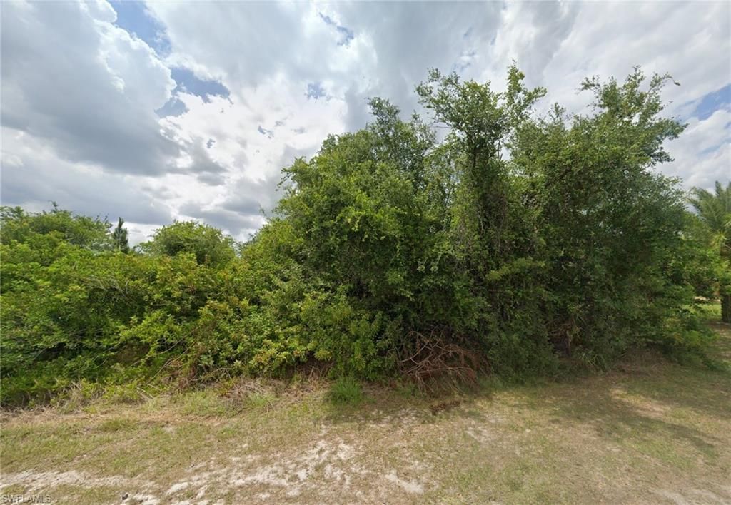1019 Robert AVE, LEHIGH ACRES, FL 33936 — exterior