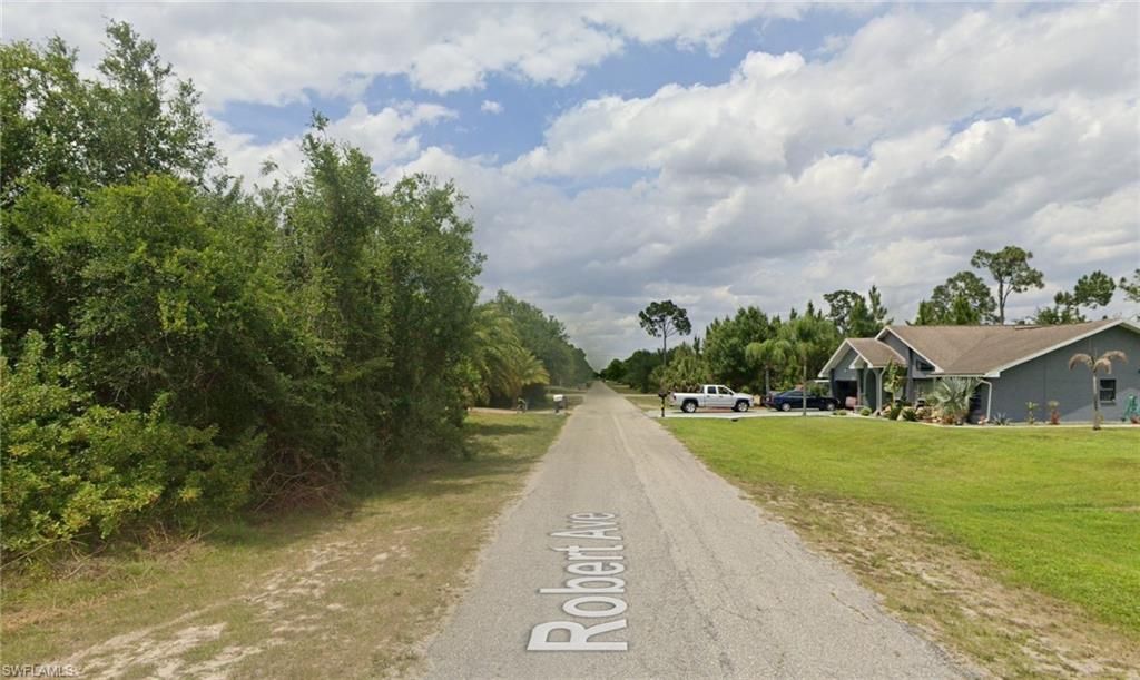 1019 Robert AVE, LEHIGH ACRES, FL 33936 — photo 2