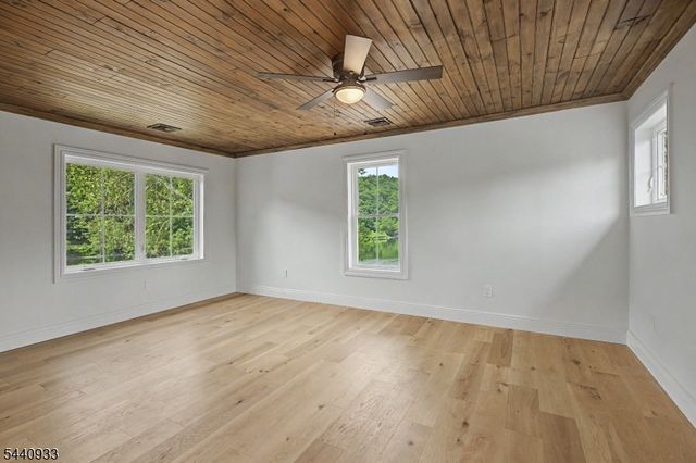 159 Byram Ln, Kingwood Twp., NJ 08559