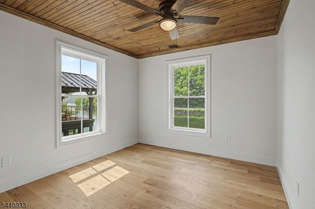 159 Byram Ln, Kingwood Twp., NJ 08559