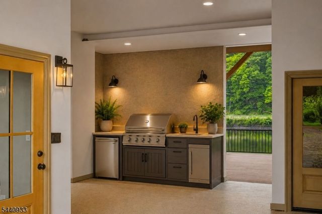 159 Byram Ln, Kingwood Twp., NJ 08559