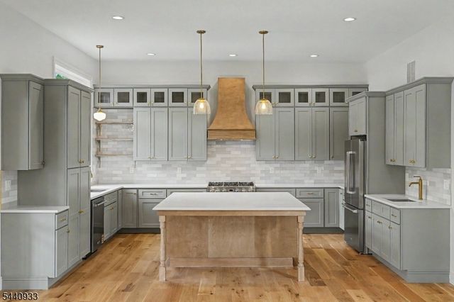 159 Byram Ln, Kingwood Twp., NJ 08559