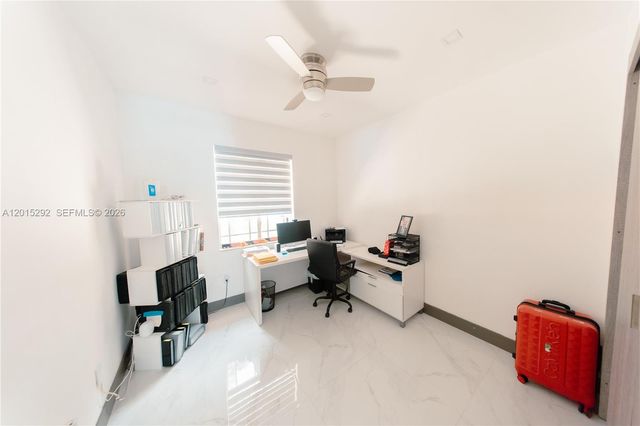 7814 NW 165th St, Miami Lakes, FL 33016