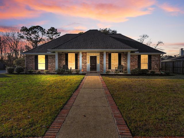 3910 Cypress Point Drive, Beaumont, TX 77707