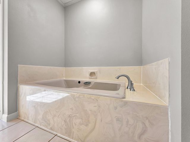 3910 Cypress Point Drive, Beaumont, TX 77707