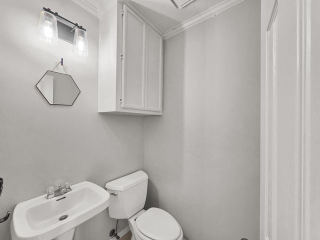 3910 Cypress Point Drive, Beaumont, TX 77707