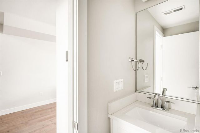 28 S Lincoln Street, Denver, CO 80209