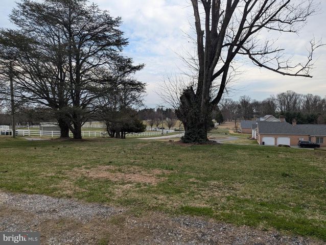 13500 BLENHEIM RD N, Phoenix, MD 21131