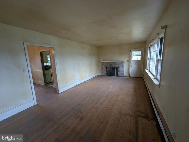 13500 BLENHEIM RD N, Phoenix, MD 21131