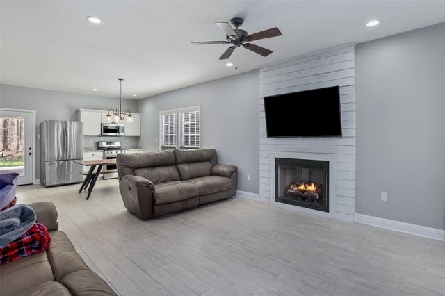 614 Highway 162, Benton, LA 71006