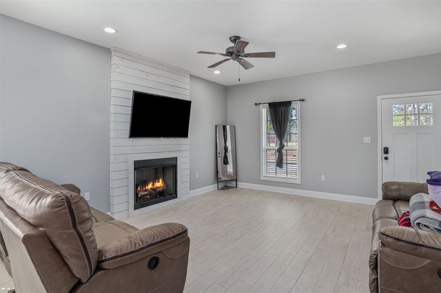 614 Highway 162, Benton, LA 71006