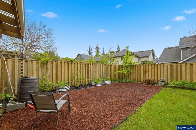 879 SE Bayshore Cir, Corvallis, OR 97333
