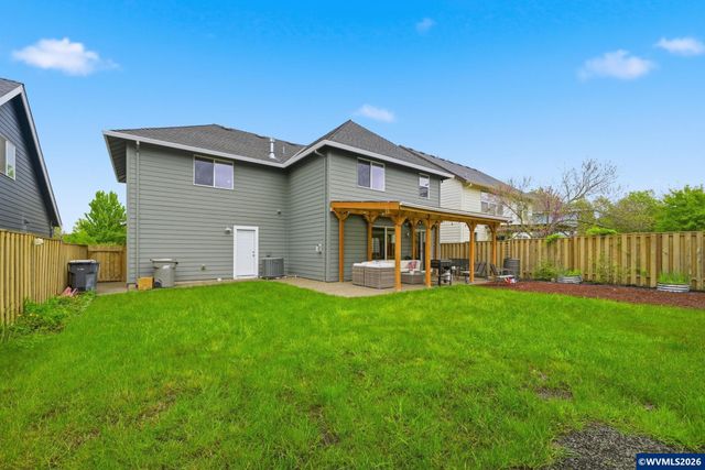 879 SE Bayshore Cir, Corvallis, OR 97333